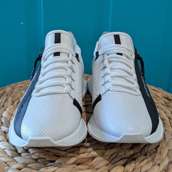 Givenchy Spectre Runner Zip Calf Leather Sneakers - Picture 5 of 14